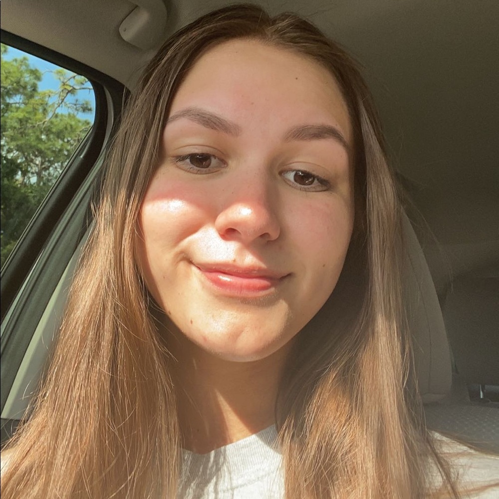 Meet your Posher, Emma-lee